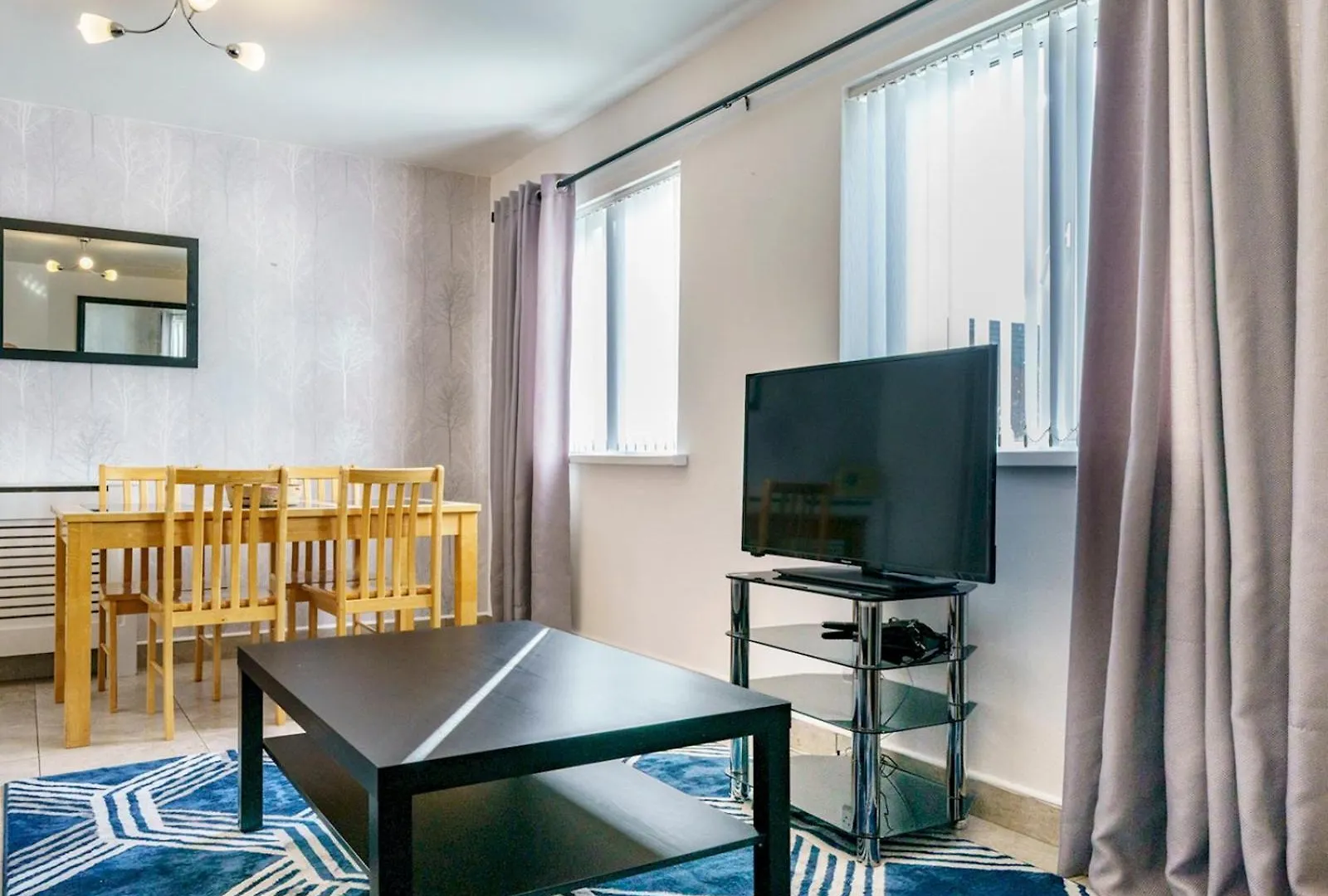 City Centre Queens Uni Cafes And Restaurants Pass The Keys Belfast 0*,