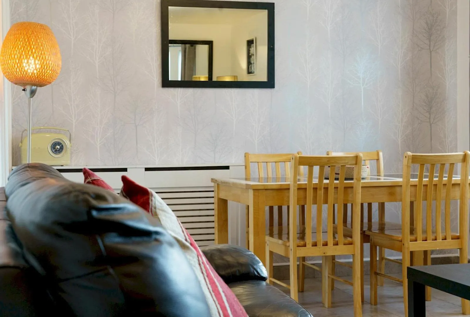 City Centre Queens Uni Cafes And Restaurants Pass The Keys Belfast